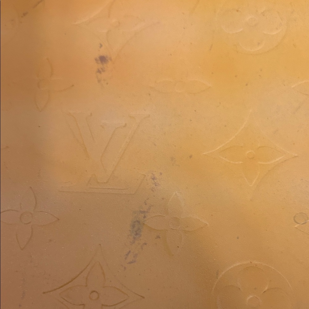 Louis Vuitton Yellow Tote Bag - Picture 10 of 16